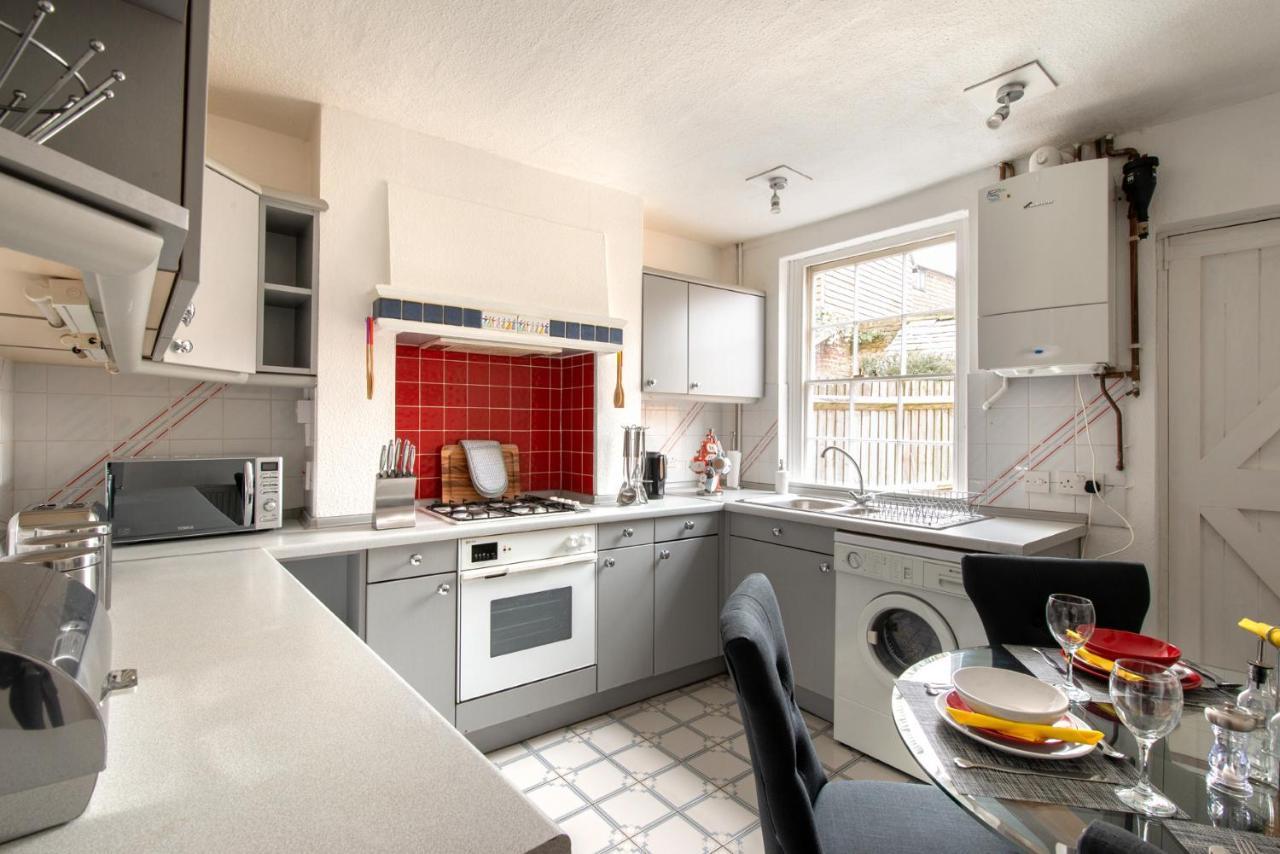 Canterbury Hidden Gem Apartamento Exterior foto